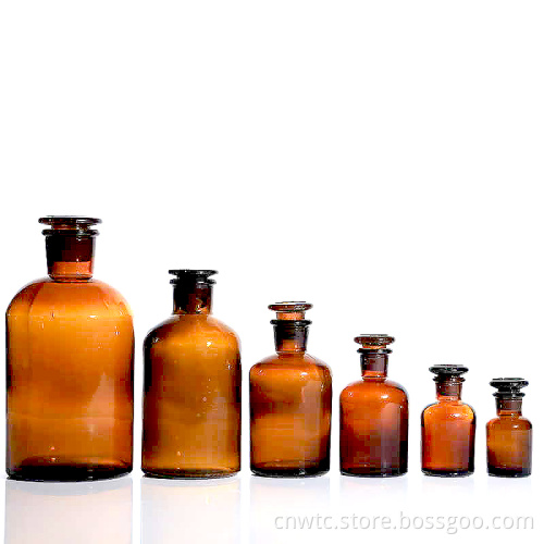 Lab Disposables: A Comprehensive Collection of Glass Reagent Bottles in Various Sizes